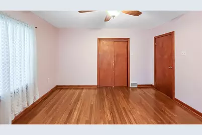17 W Oakwood Way, Neshannock Township, PA 16105 - Photo 14