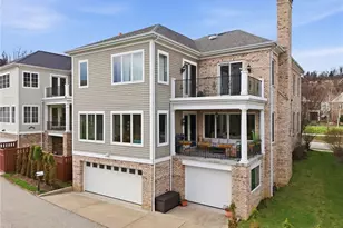 1690 Shelburne Ln, Pittsburgh, PA 15217 - Photo 46