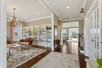 1690 Shelburne Ln, Pittsburgh, PA 15217 - Photo 4