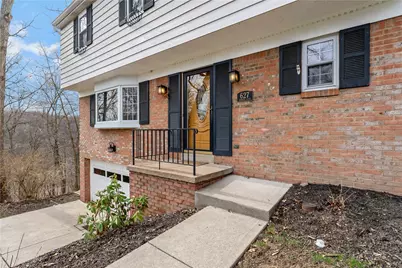 627 Berwick Ct, Pittsburgh, PA 15237 - Photo 2