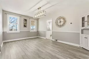 2902 Churchview Ave, Pittsburgh, PA 15227 - Photo 12