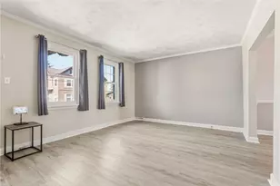 2902 Churchview Ave, Pittsburgh, PA 15227 - Photo 8