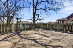 2902 Churchview Ave, Pittsburgh, PA 15227 - Photo 28