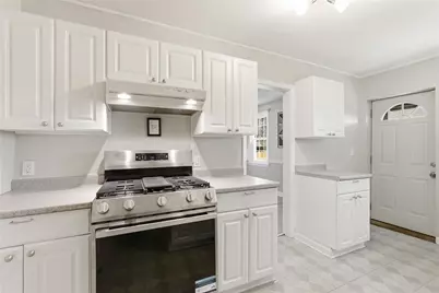 2902 Churchview Avenue, Pittsburgh, PA 15227 - Photo 16