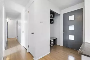 1335 Cardinal Dr, Scott Township, PA 15243 - Photo 6