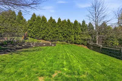 225 Adeline Avenue, Pittsburgh, PA 15228 - Photo 32