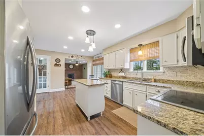 807 Cochran Drive, Hempfield Township, PA 15601 - Photo 14