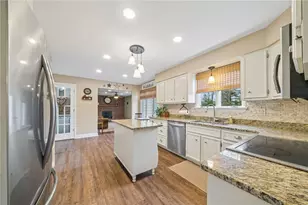 807 Cochran Dr, Hempfield Township, PA 15601 - Photo 14