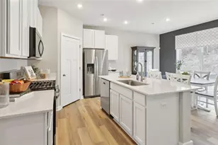 105 Claireview Dr, Scott Township, PA 15106 - Photo 6