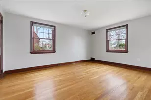 811 W Monroe Cir, Ross Twp, PA 15229 - Photo 18