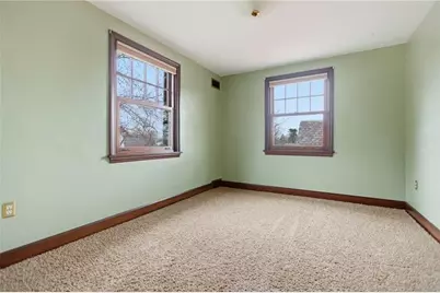 811 W Monroe Circle, Ross Twp, PA 15229 - Photo 26