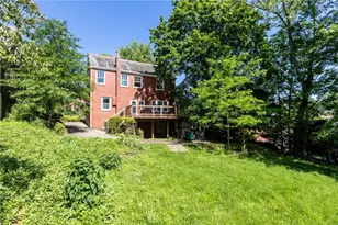 811 W Monroe Cir, Ross Twp, PA 15229 - Photo 34