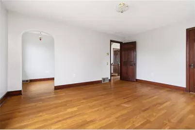 811 W Monroe Circle, Ross Twp, PA 15229 - Photo 22