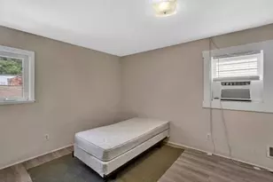 1850 Middle St, Pittsburgh, PA 15215 - Photo 10