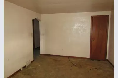 2291 Bernard St, Pittsburgh, PA 15234 - Photo 6