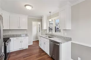 300 Patricia Dr, Ellwood City, PA 16117 - Photo 10