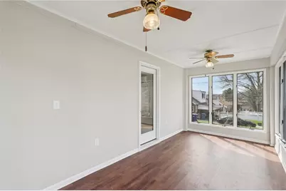 300 Patricia Dr, Ellwood City, PA 16117 - Photo 24