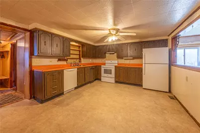642 N Eighty Eight Road, Carmichaels-Cumberland, PA 15320 - Photo 8