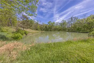 642 N Eighty Eight Rd, Carmichaels-Cumberland, PA 15320 - Photo 6