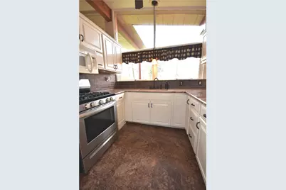327 Wayne St, Claysville, PA 15323 - Photo 4