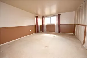 327 Wayne St, Claysville, PA 15323 - Photo 24
