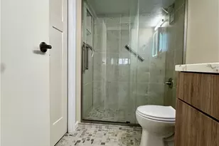 321 Ridge Point Cir, Bridgeville, PA 15017 - Photo 12