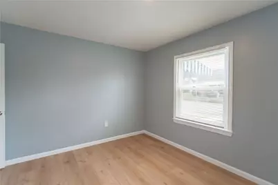 127 Carroll St, Aliquippa, PA 15001 - Photo 16