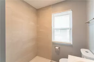 127 Carroll St, Aliquippa, PA 15001 - Photo 14