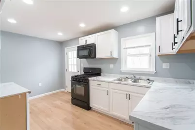 127 Carroll St, Aliquippa, PA 15001 - Photo 8