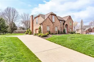 1118 Sandstone Rd, Greensburg, PA 15601 - Photo 2