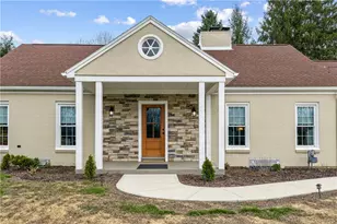 557 Morningstar Dr, Franklin Township, PA 16117 - Photo 2