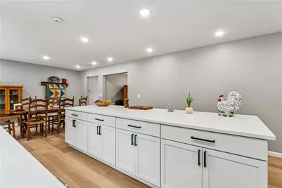 557 Morningstar Dr, Franklin Township, PA 16117 - Photo 10