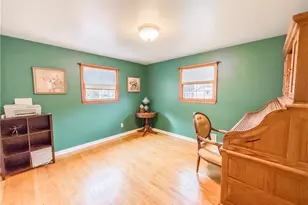 3921 Edge Rd, Pittsburgh, PA 15227 - Photo 18