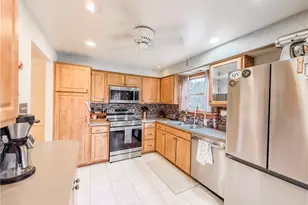 3921 Edge Rd, Pittsburgh, PA 15227 - Photo 2