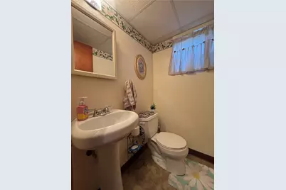 546 Millers Ln, Pittsburgh, PA 15239 - Photo 16