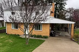 546 Millers Ln, Pittsburgh, PA 15239 - Photo 4