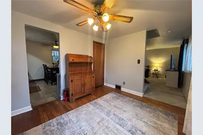 546 Millers Ln, Pittsburgh, PA 15239 - Photo 14