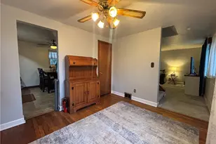 546 Millers Ln, Pittsburgh, PA 15239 - Photo 14