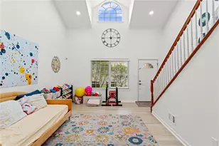 5528 Worthington Ct, Bridgeville, PA 15017 - Photo 4