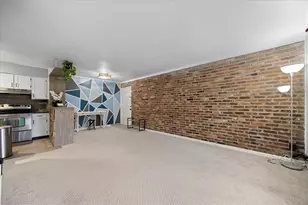 920 Margarite Dr, Scott Township, PA 15216 - Photo 8