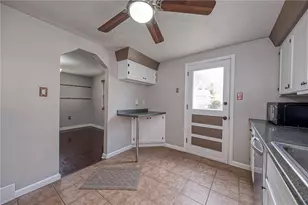 433 Sleepy Hollow Rd, Pittsburgh, PA 15228 - Photo 10