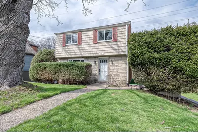 433 Sleepy Hollow Rd, Pittsburgh, PA 15228 - Photo 2