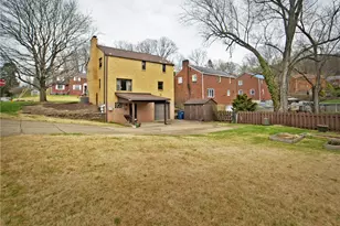 1597 Riverside Dr, Pittsburgh, PA 15147 - Photo 22