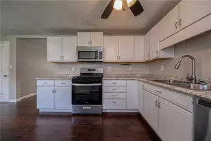 646 Harborview Dr, Pittsburgh, PA 15239 - Photo 8