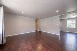 646 Harborview Dr, Pittsburgh, PA 15239 - Photo 12