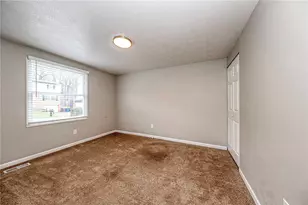 646 Harborview Dr, Pittsburgh, PA 15239 - Photo 18