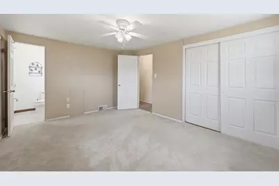 2956 Manorview Cir, Hampton, PA 15101 - Photo 14