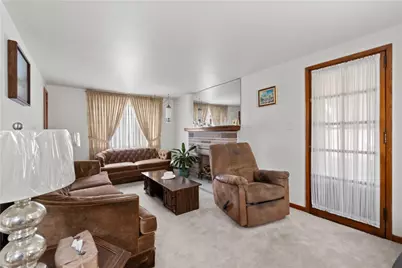 102 Long Rd, Pittsburgh, PA 15235 - Photo 2