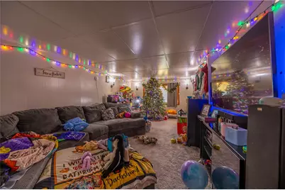 751 6th St, Pitcairn, PA 15140 - Photo 2