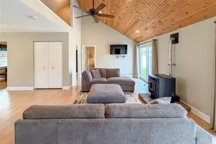 9221 Warren Dr, Shenango, PA 16424 - Photo 16